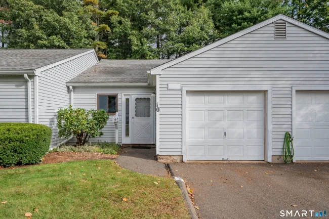 10 Knoll Lane #10