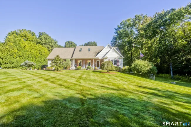 1980 Oak Street, Suffield, CT