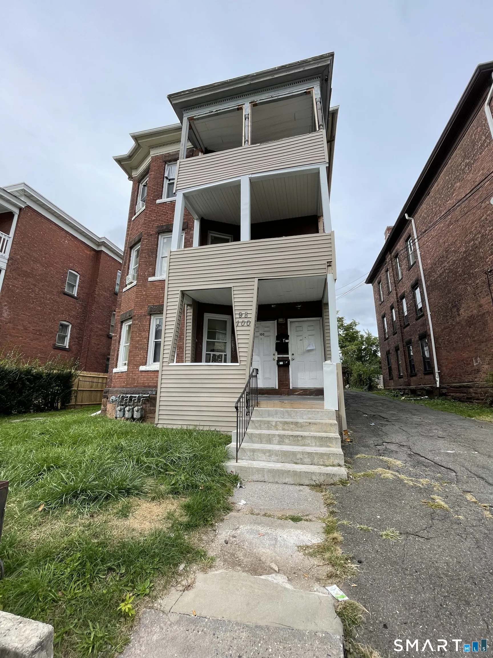 98-100 Russ Street, Hartford, CT