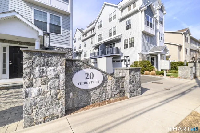 20 Third Street #18, Stamford, CT