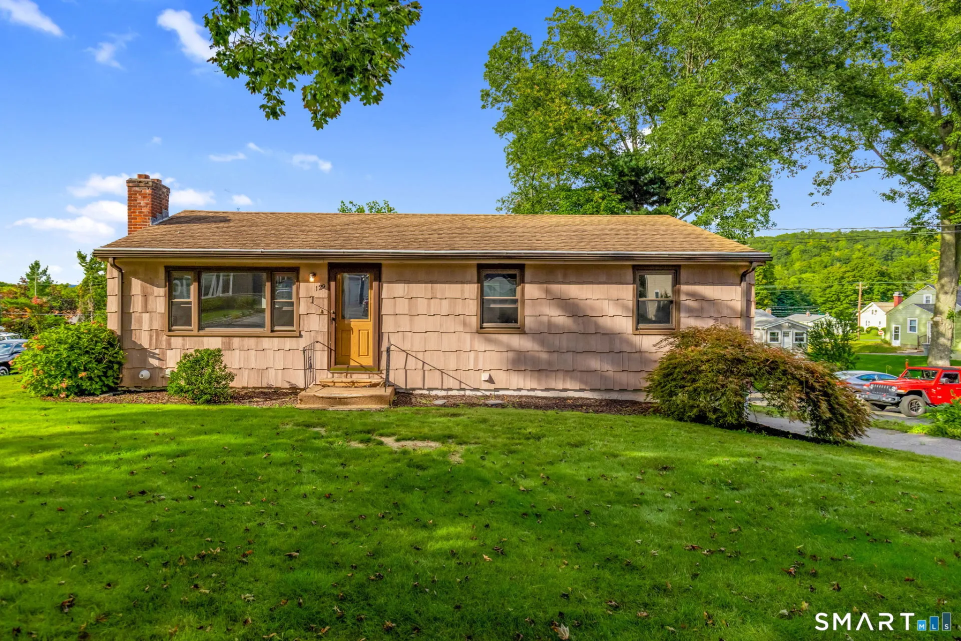129 Westwood Avenue, Plainville, CT