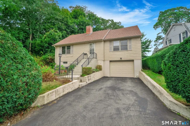 95 Lower Boulevard, New London, CT