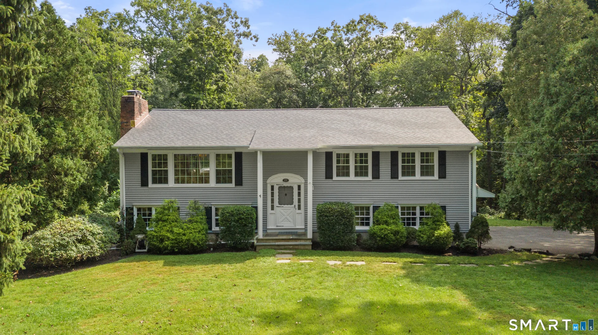 113 Dogwood Lane, Stamford, CT