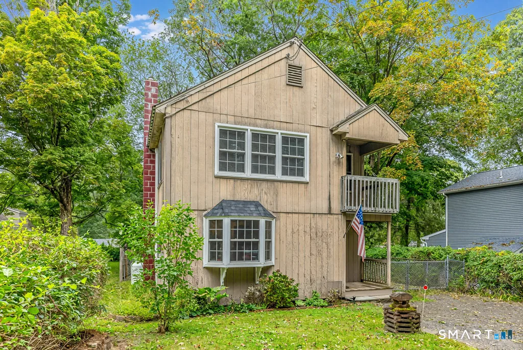 400 Hidden Lake Road, Haddam, CT
