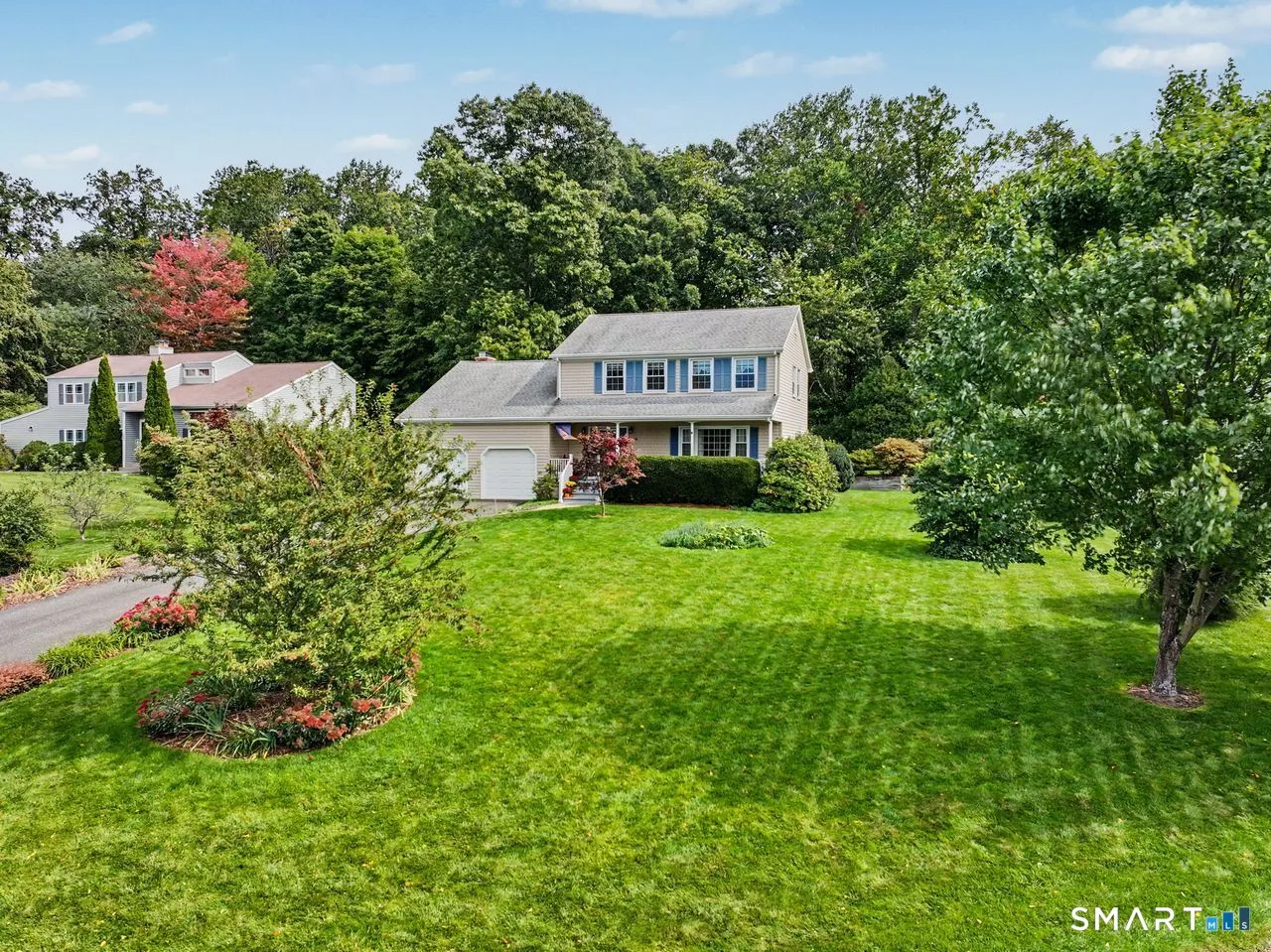 131 Hillside Lane, Monroe, CT