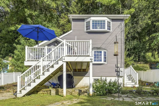 44 Lavelle Avenue