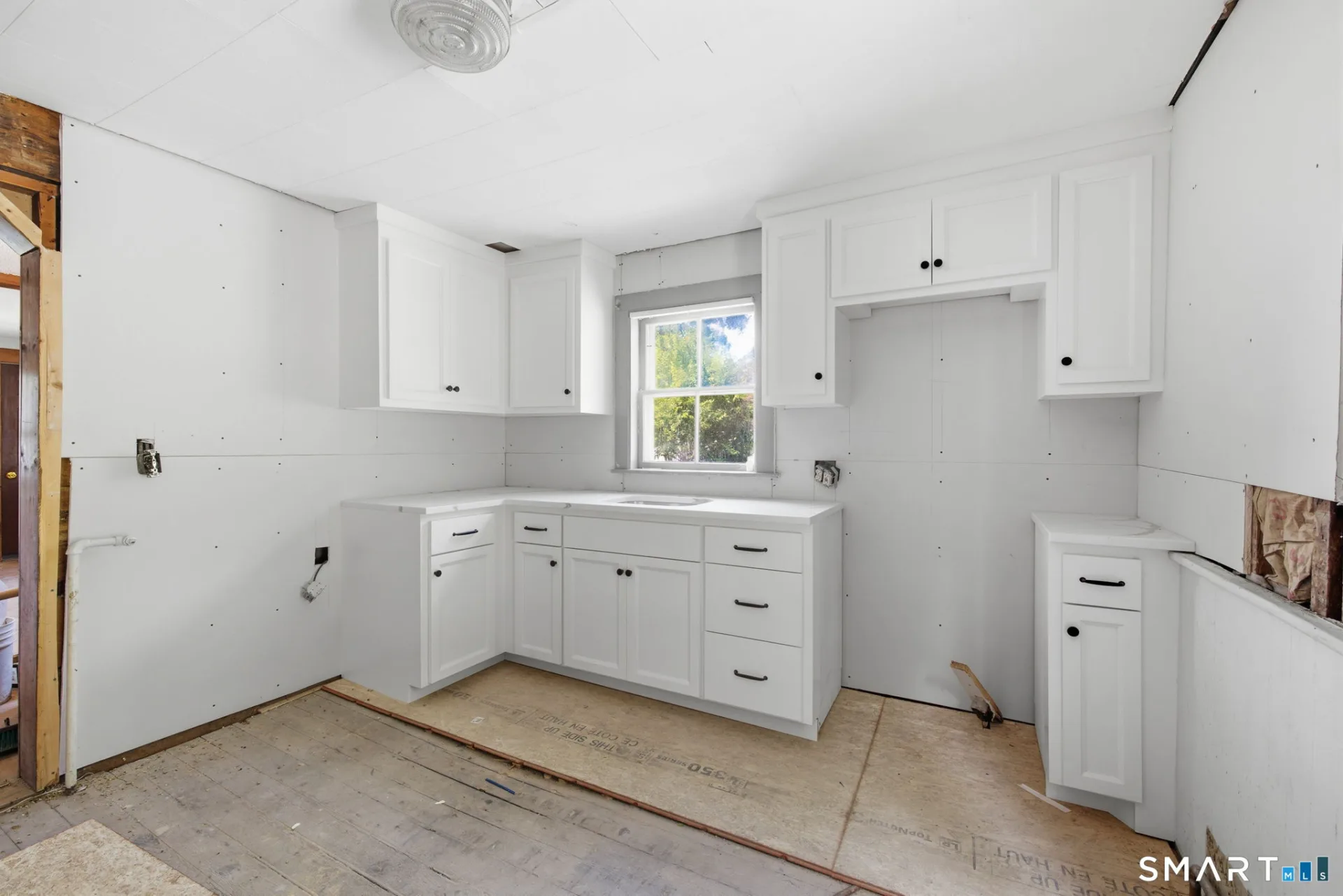 23 Pleasant Street, Vernon, CT