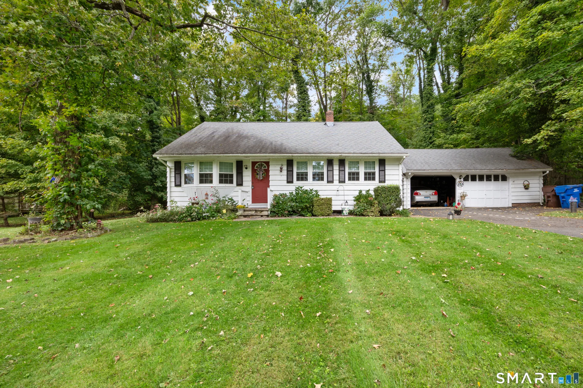 84 Mountain View Terrace, North Branford, CT