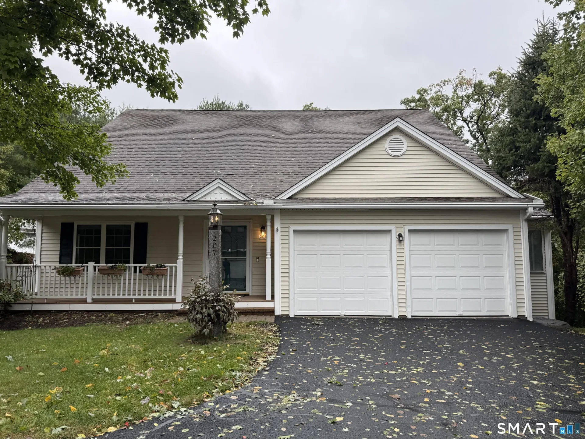 207 Woodlawn Drive #207, Seymour, CT