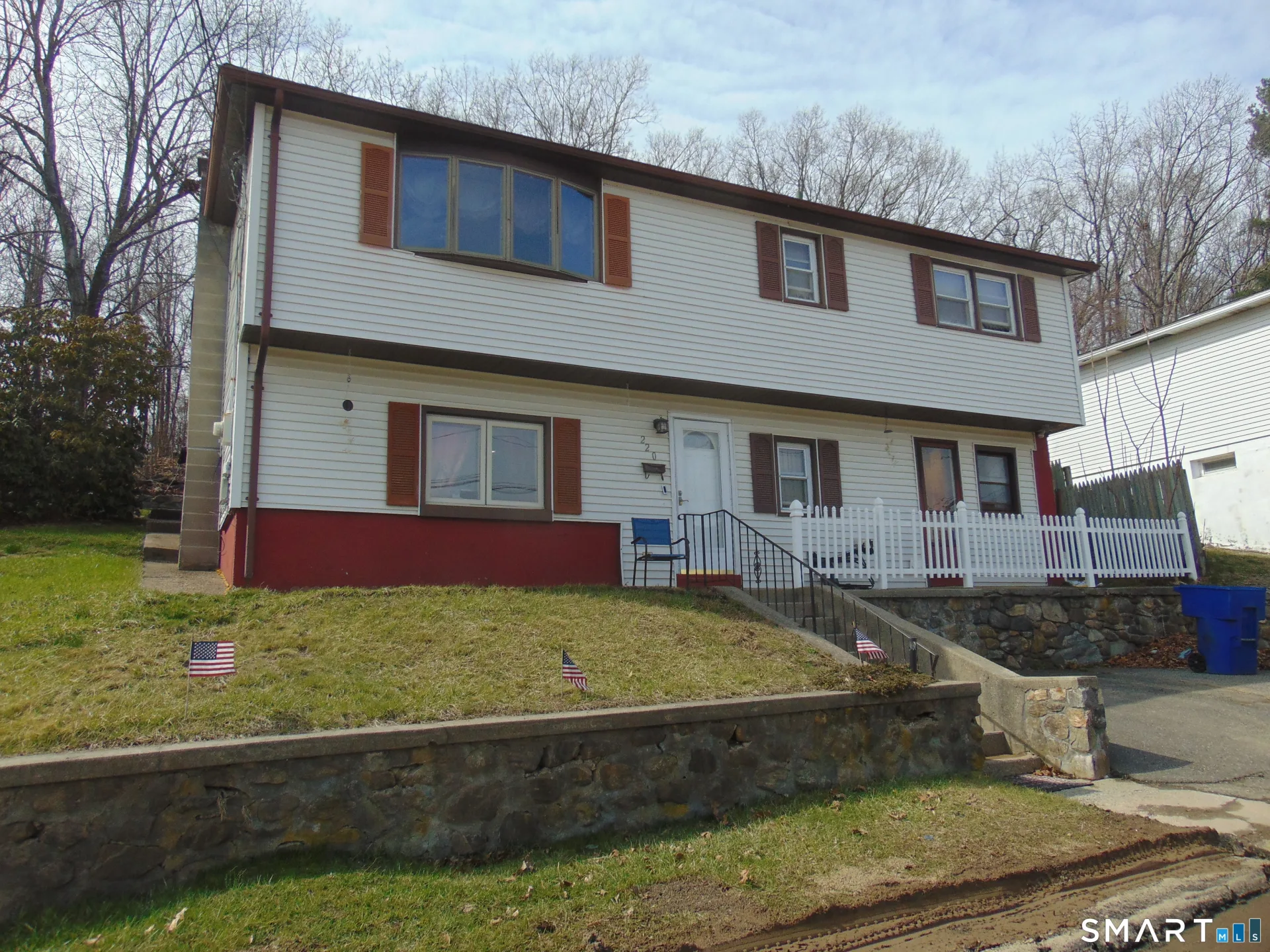 220 New Haven Avenue, Waterbury, CT