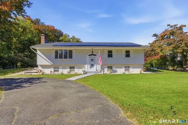 17 Pioneer Drive