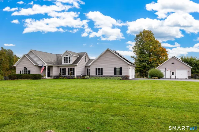 9 Oak Farm Drive