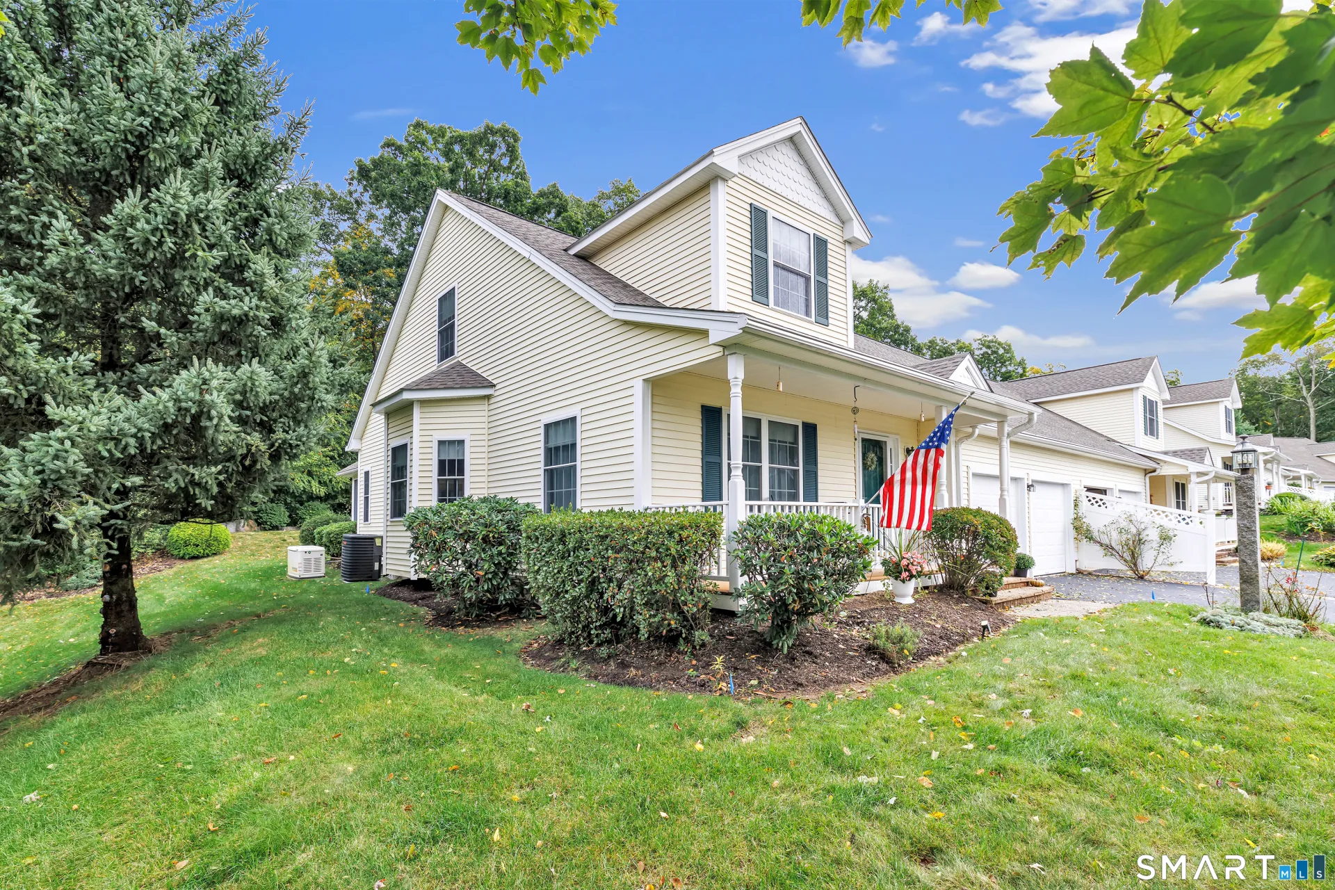 132 Meadow Brook Road #132, Oxford, CT