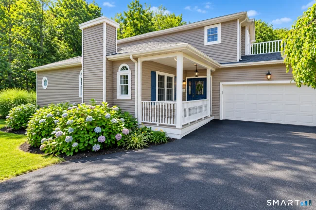 160 Hawthorne Drive #160