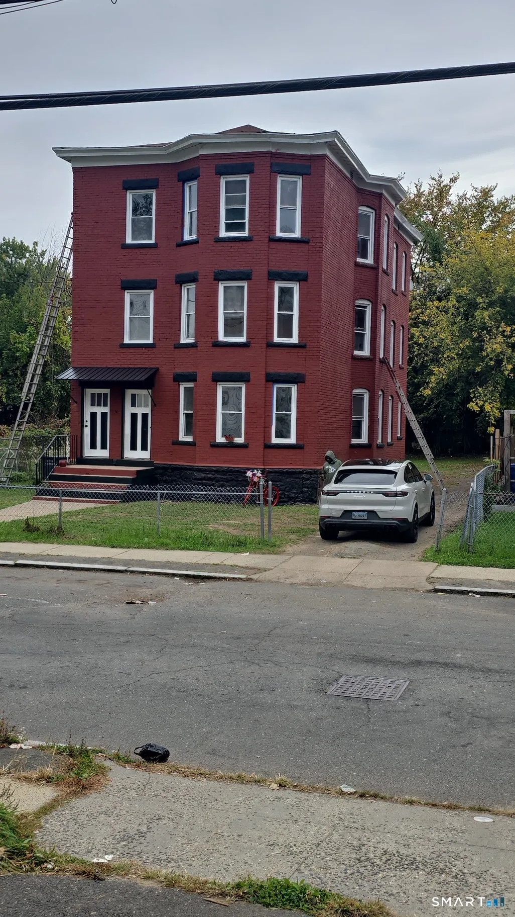 30-32 Cabot Street, Hartford, CT
