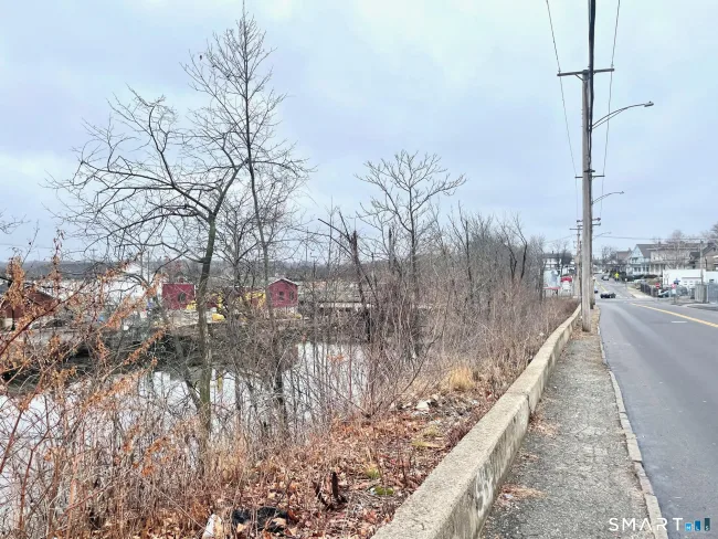 711 Knowlton Street, Bridgeport, CT
