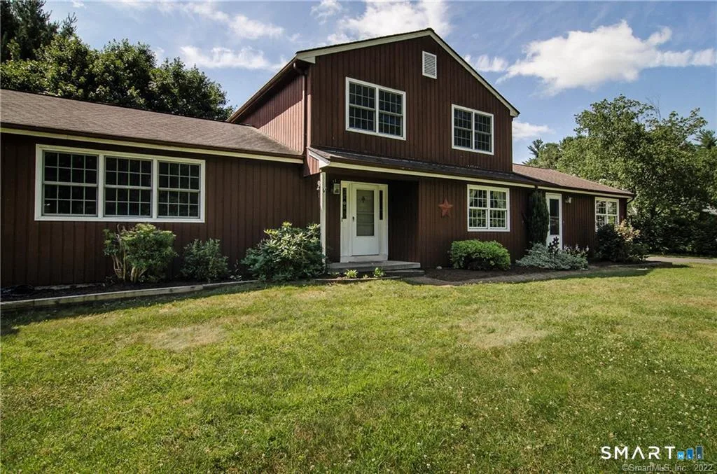 19 Sakrison Road, Granby, CT