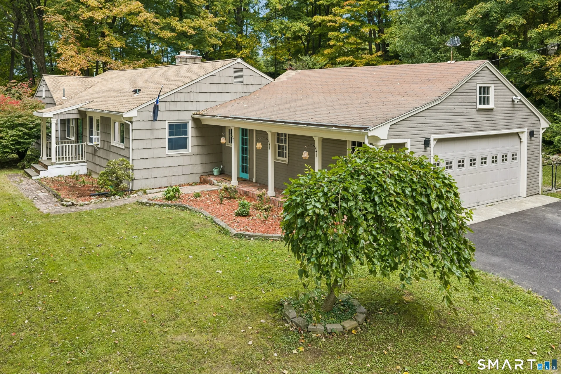 27 Hattertown Road, Newtown, CT