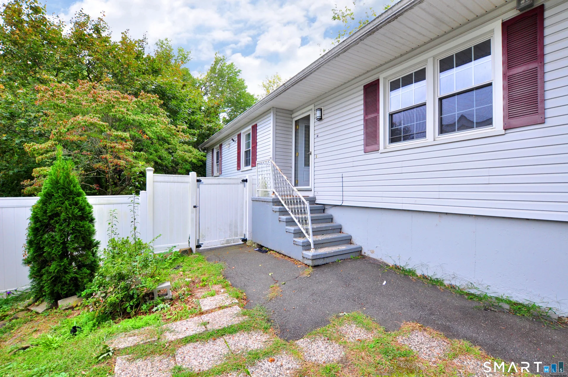 21 Emma Street, West Haven, CT