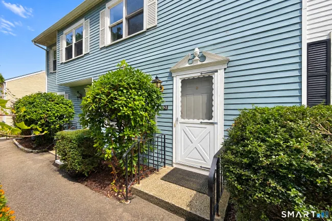55 Mill Plain Road #9-2
