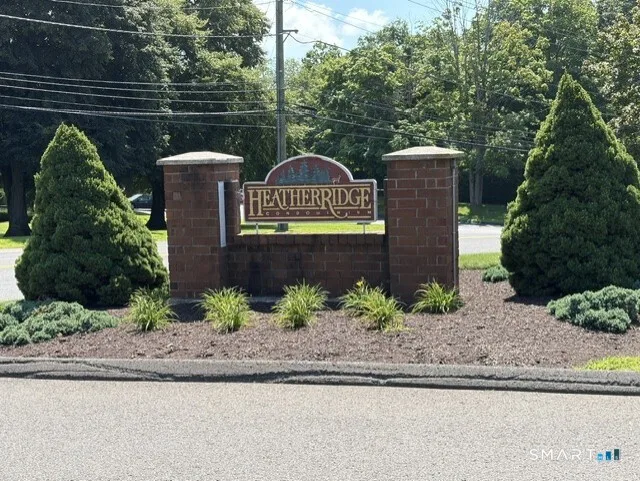 60 Heather Ridge #60, Shelton, CT