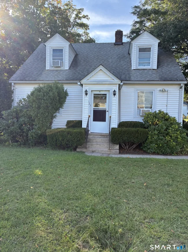 123 East Street, Plainville, CT