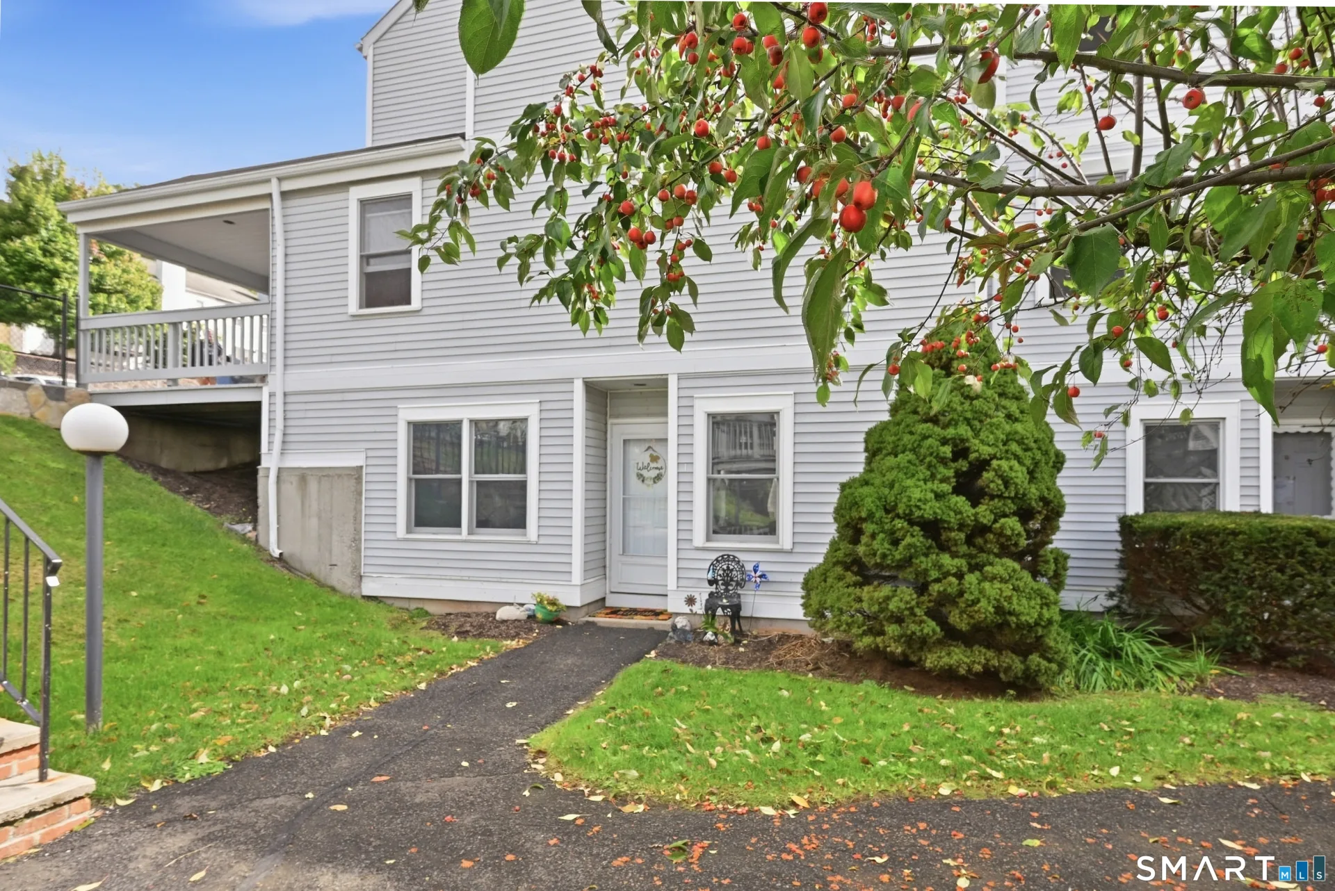 55 Mill Plain Road #32-1, Danbury, CT