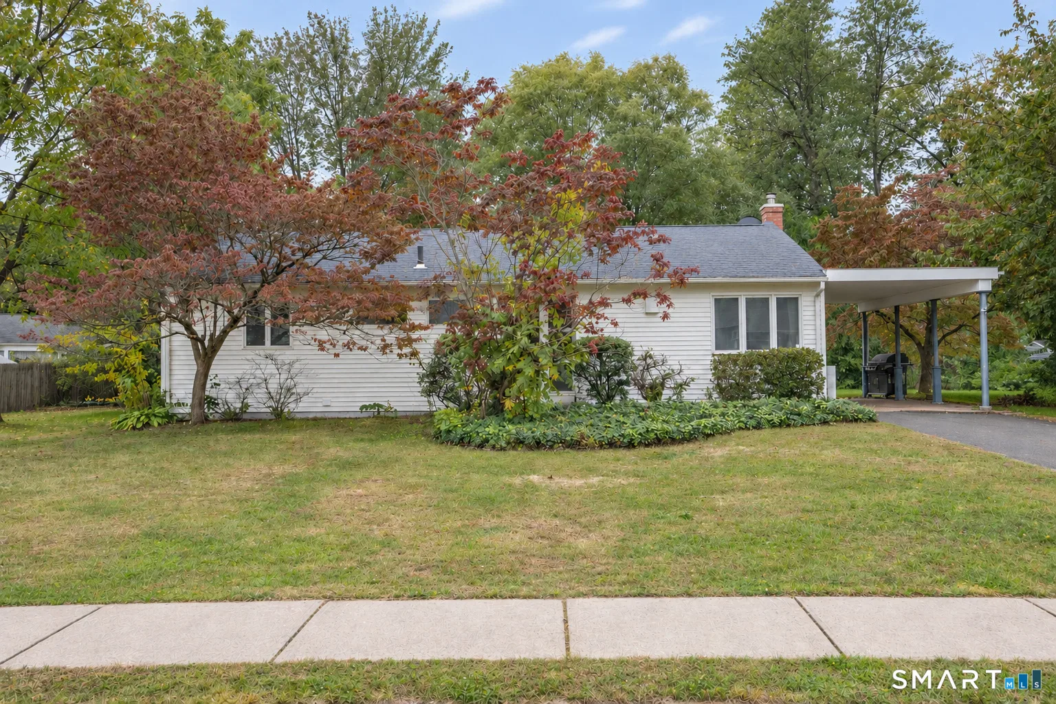 37 Greenwood Road, Windsor Locks, CT