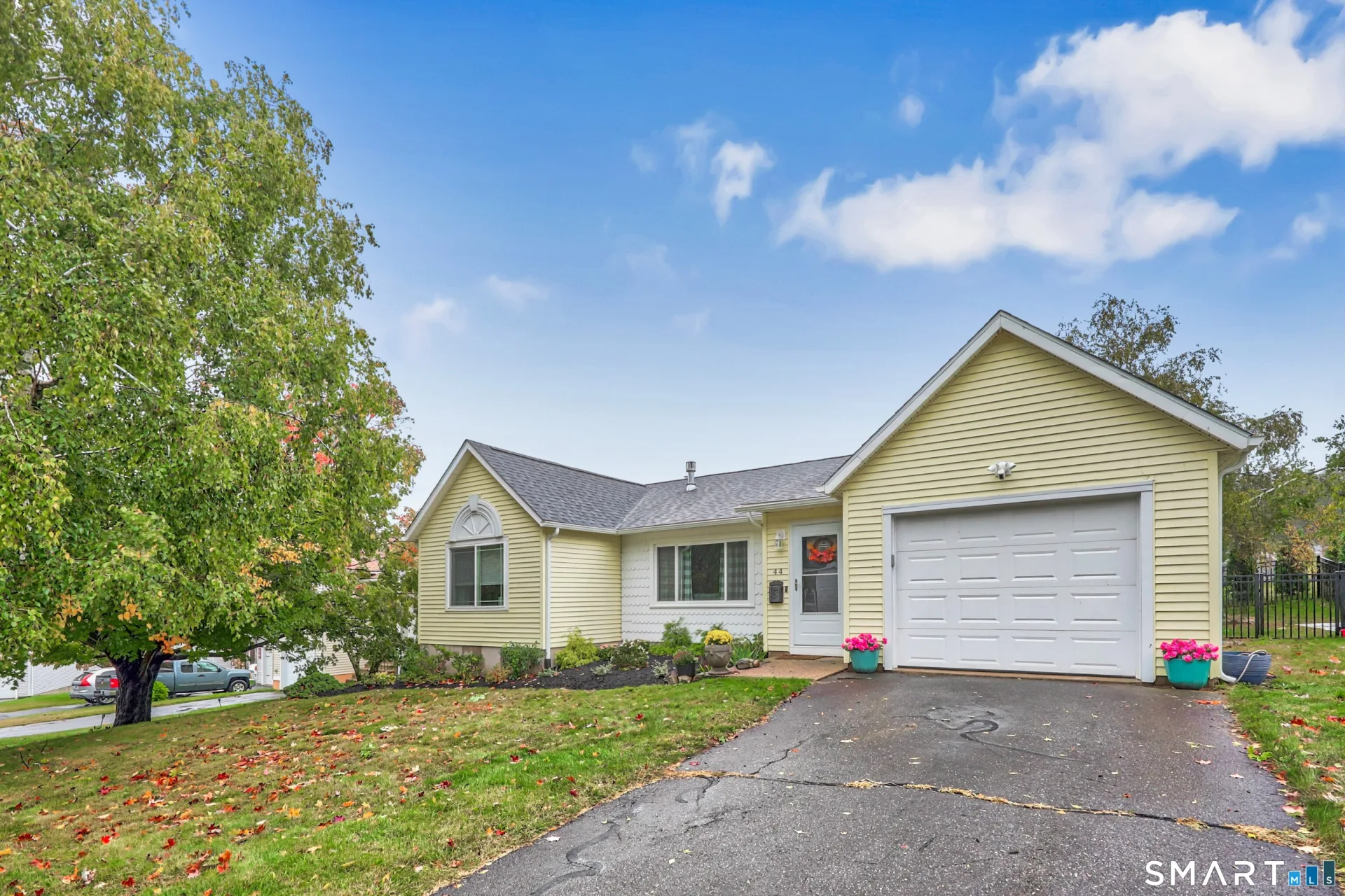 44 Algonquin Way, Bristol, CT