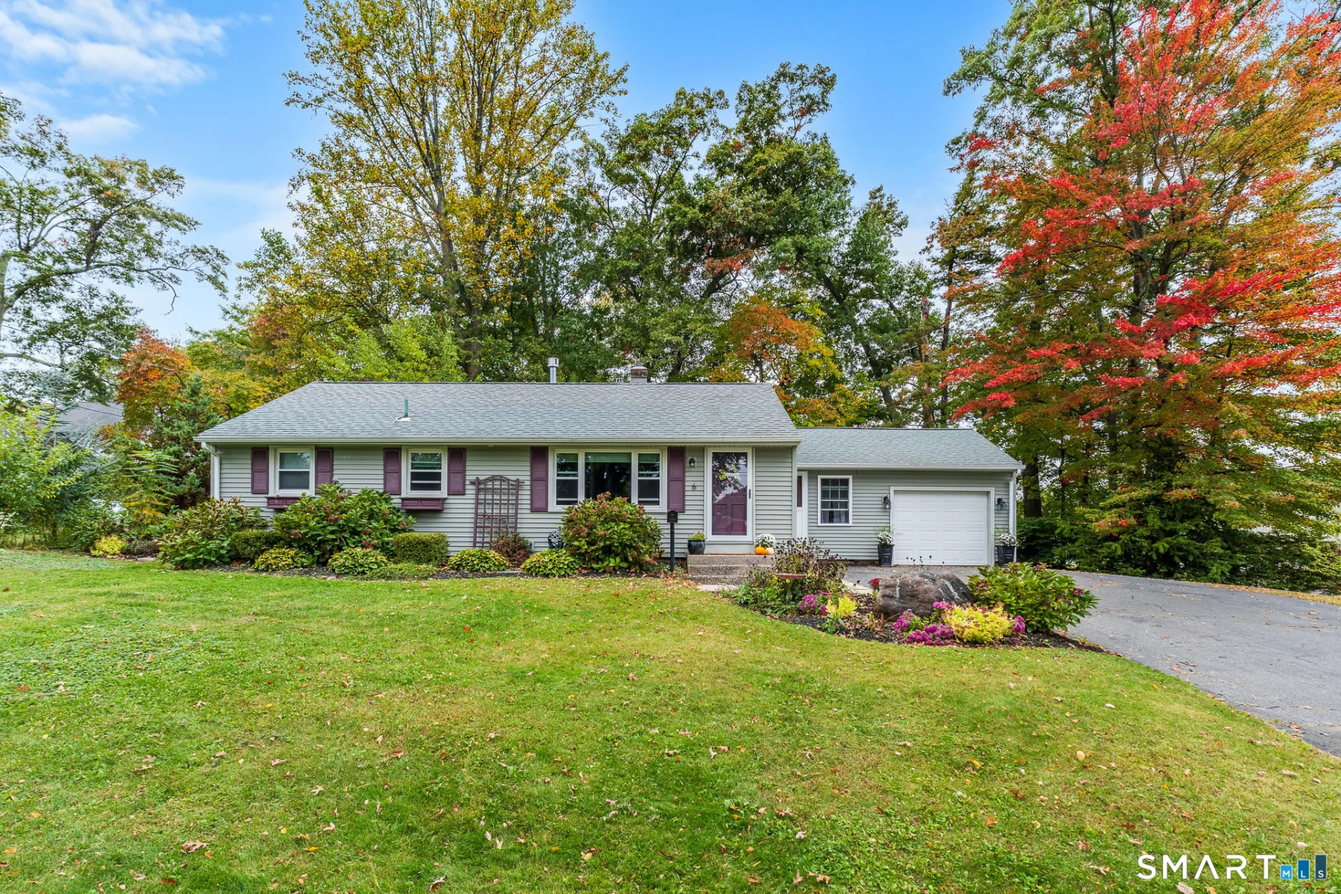 6 Hepworth Street, Bristol, CT