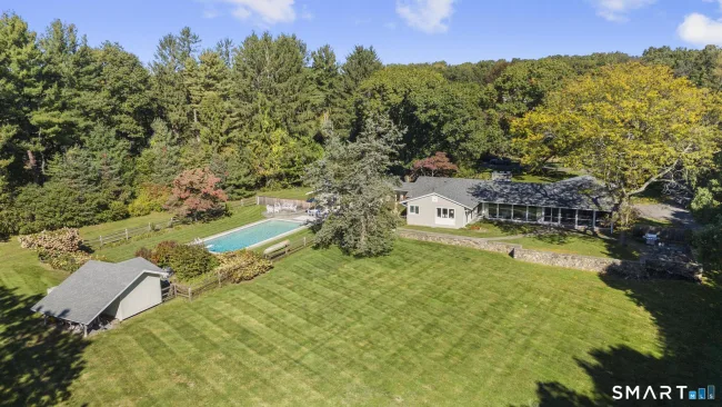10 Fox Hill Road