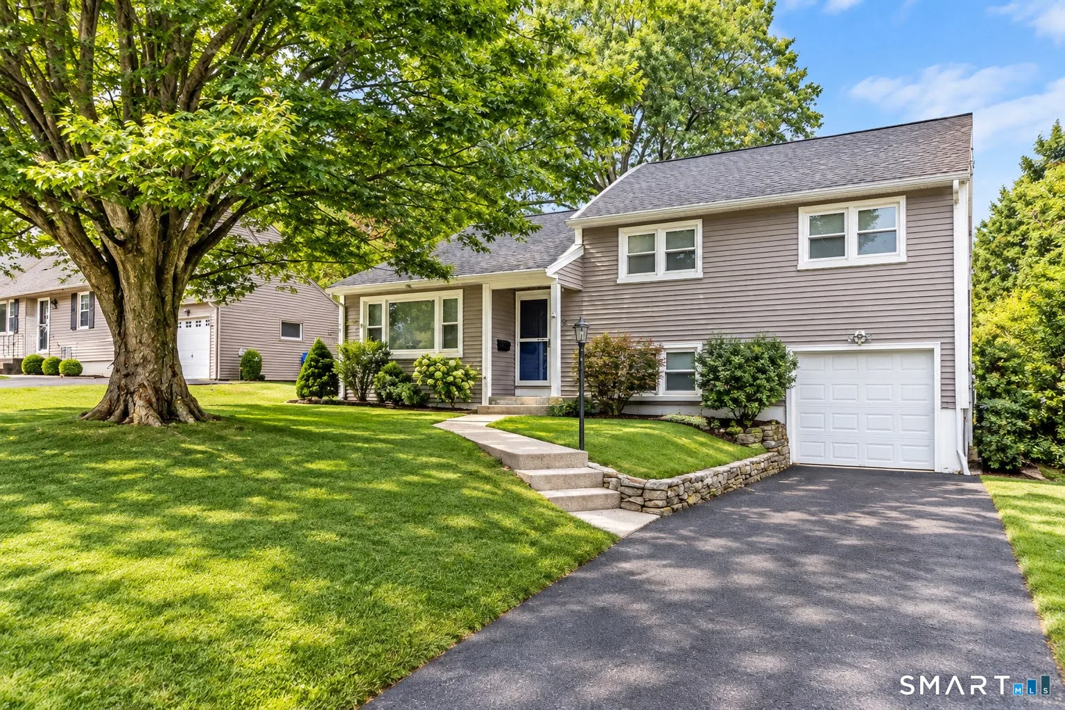 57 High Ridge Drive, Newington, CT