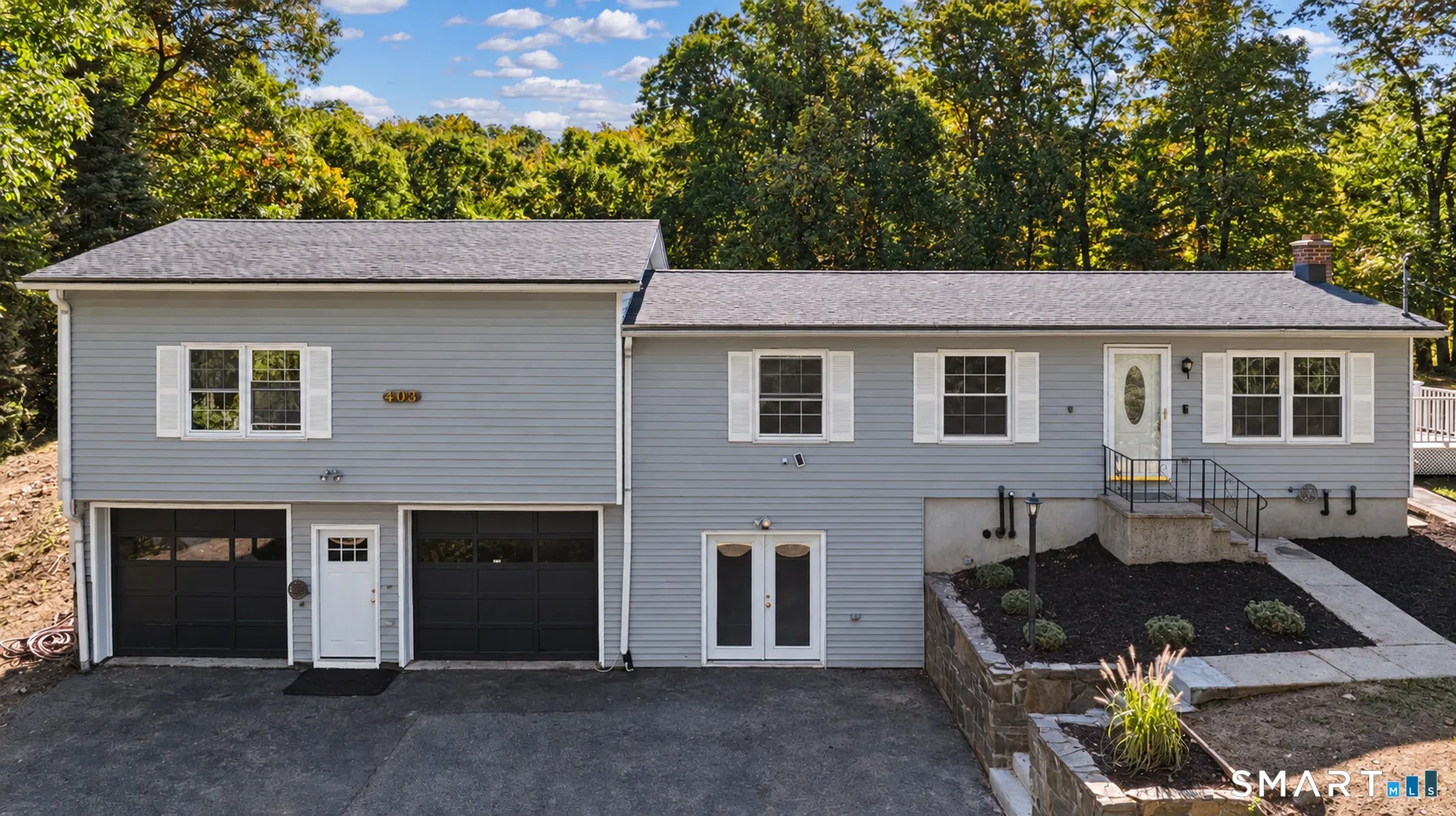 403-405 Skokorat Road, Beacon Falls, CT