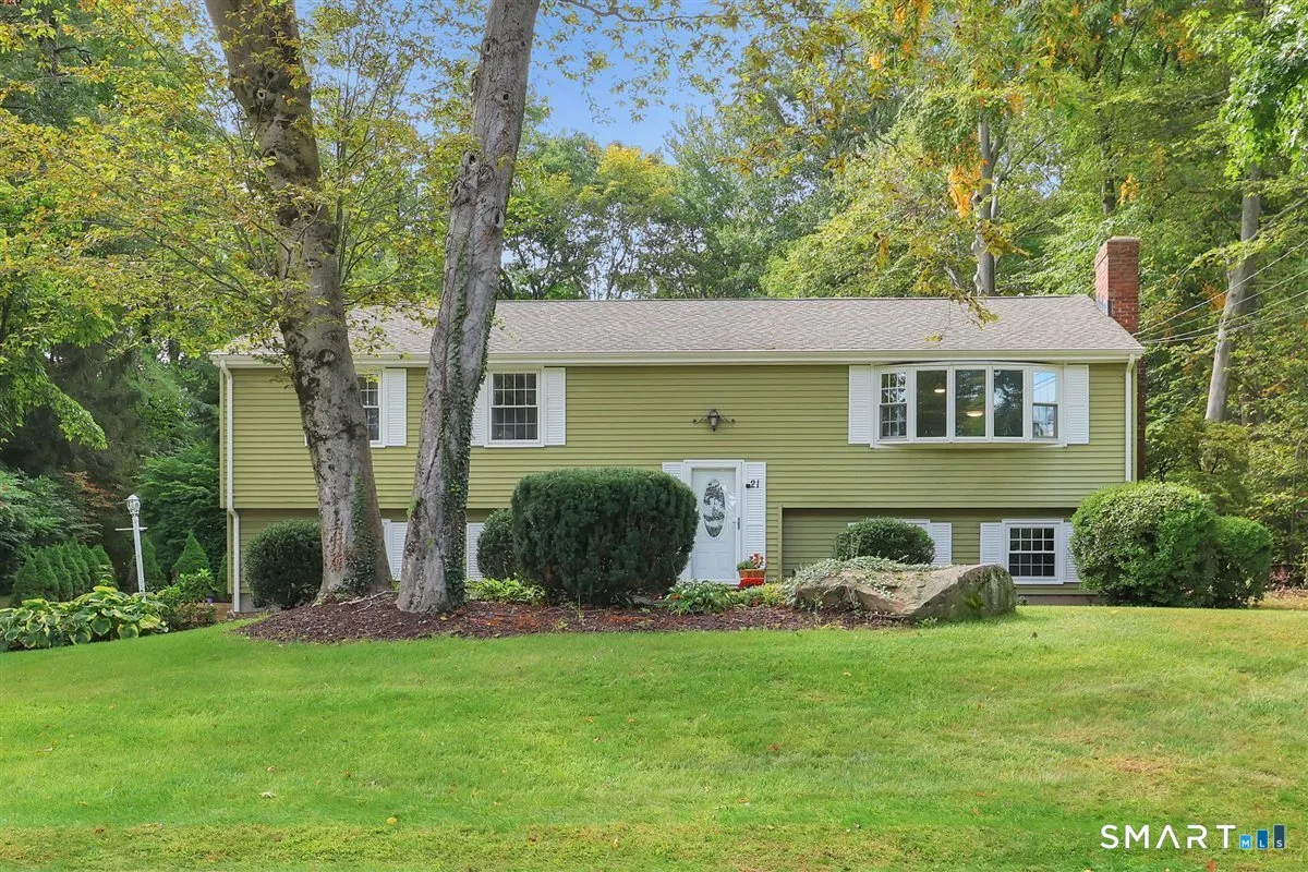 21 Silversmith Road, Farmington, CT