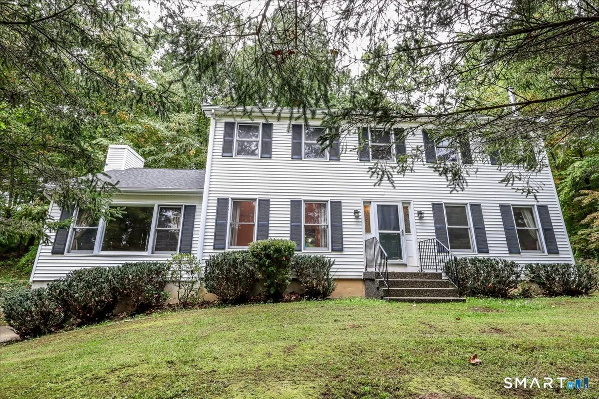 17 Norton Lane, New Milford, CT
