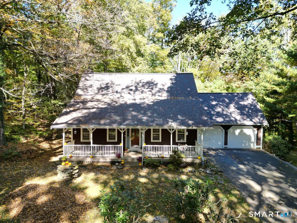 60 West Street, Andover, CT