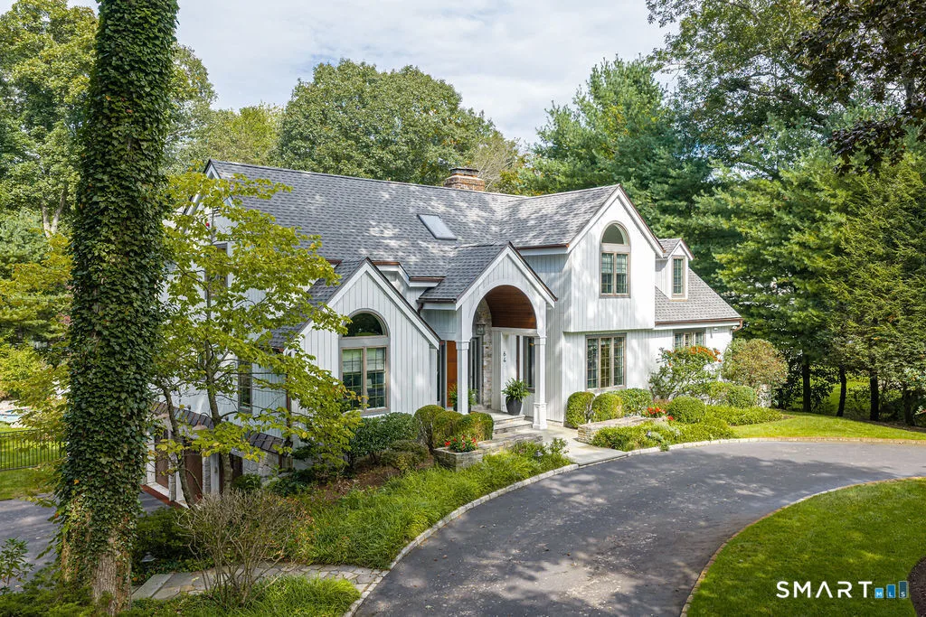 64 Huckleberry Hollow, Stamford, CT