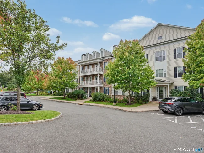 1 Rivington Way #306
