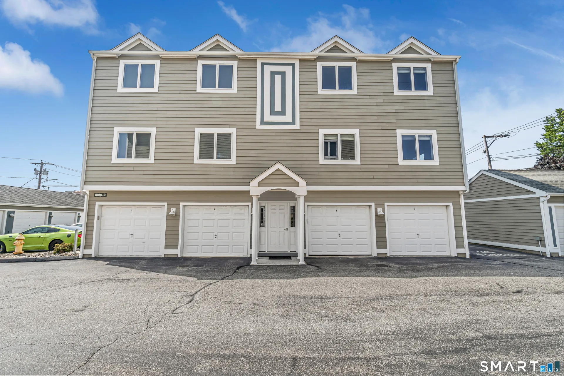 12 Naugatuck Avenue #B1, Milford, CT