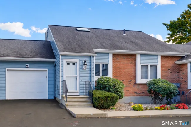 107 Sand Stone Drive #107