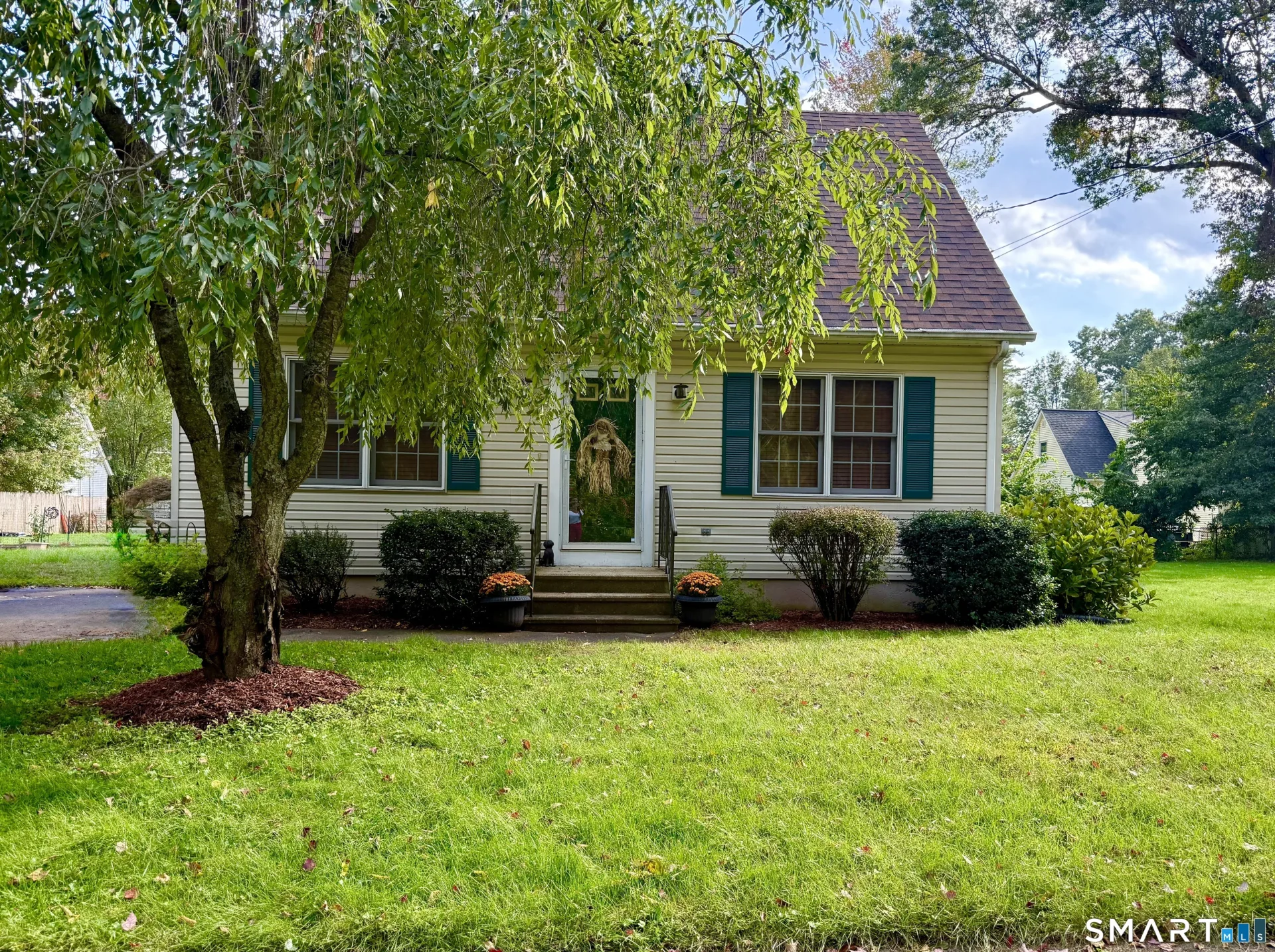 18 Bruce Avenue, Plainville, CT