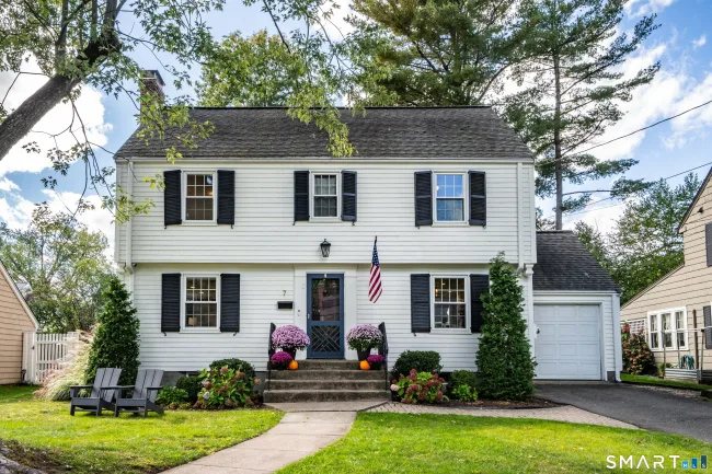 7 Brookline Drive