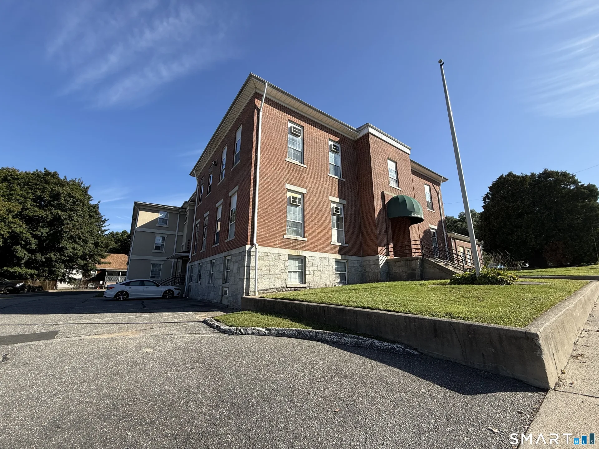 91 Fourth Street #6, Ansonia, CT