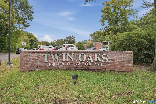 108 Oakwood Avenue #T4