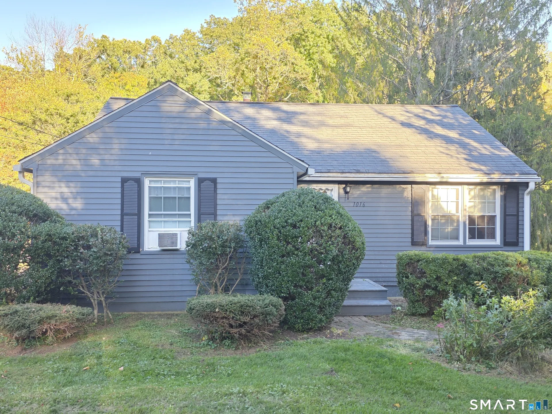 1016 Sperry Road, Cheshire, CT
