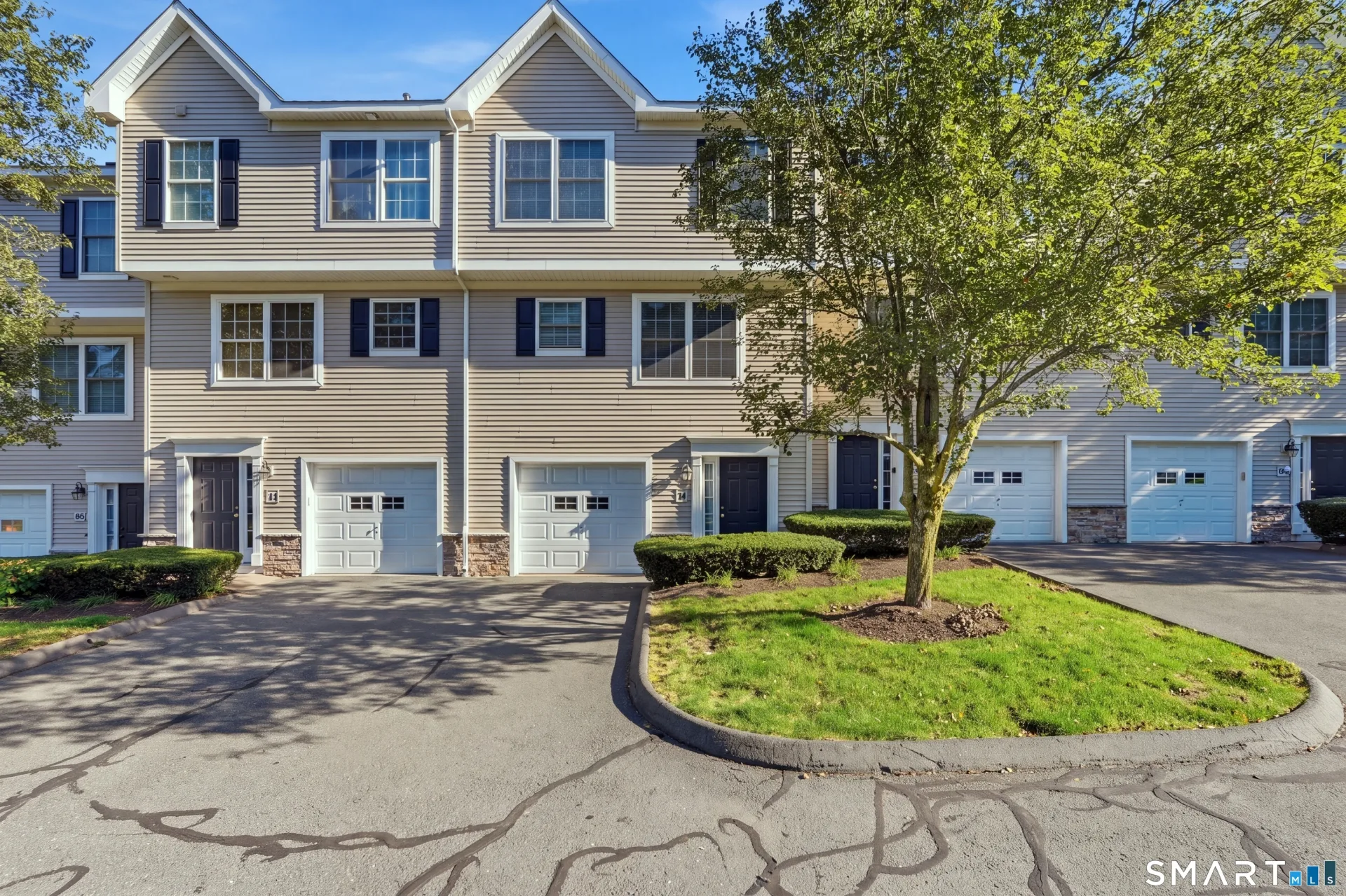 54 Donahue Lane #54, Manchester, CT