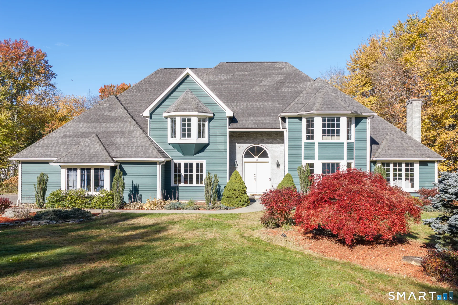 100 Scenic Court, Cheshire, CT