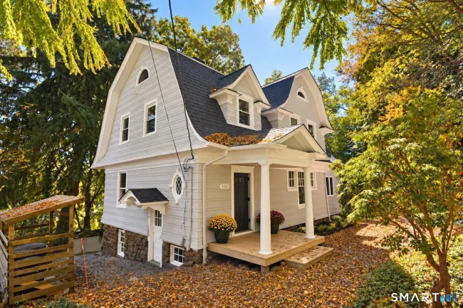 1125 Forest Road