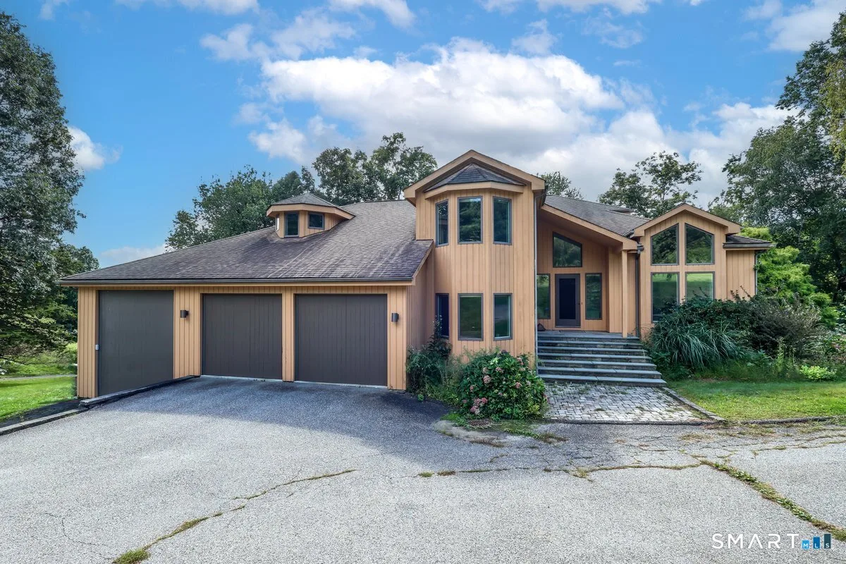 41 McNulty Drive, New Milford, CT