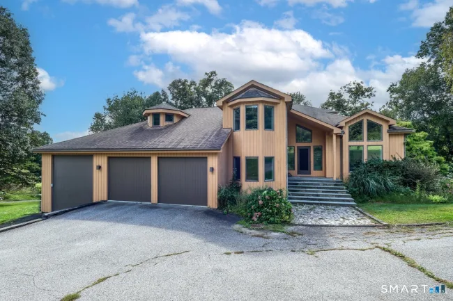 41 McNulty Drive